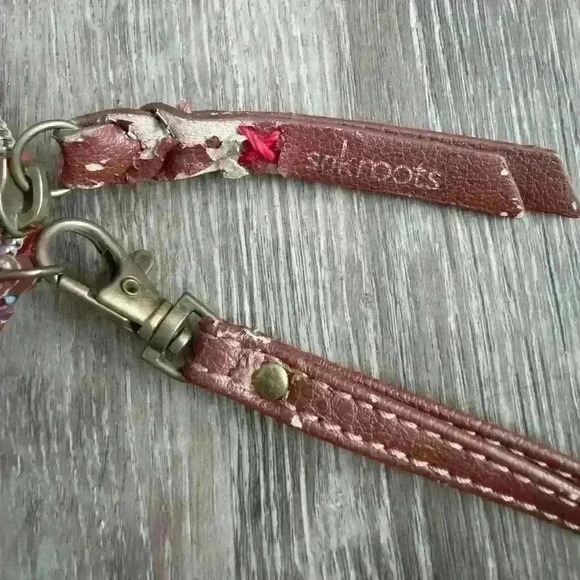 Women's Sakroots Wristlet/Phone Case/Credit Cards Wallet - Picture 2 of 8